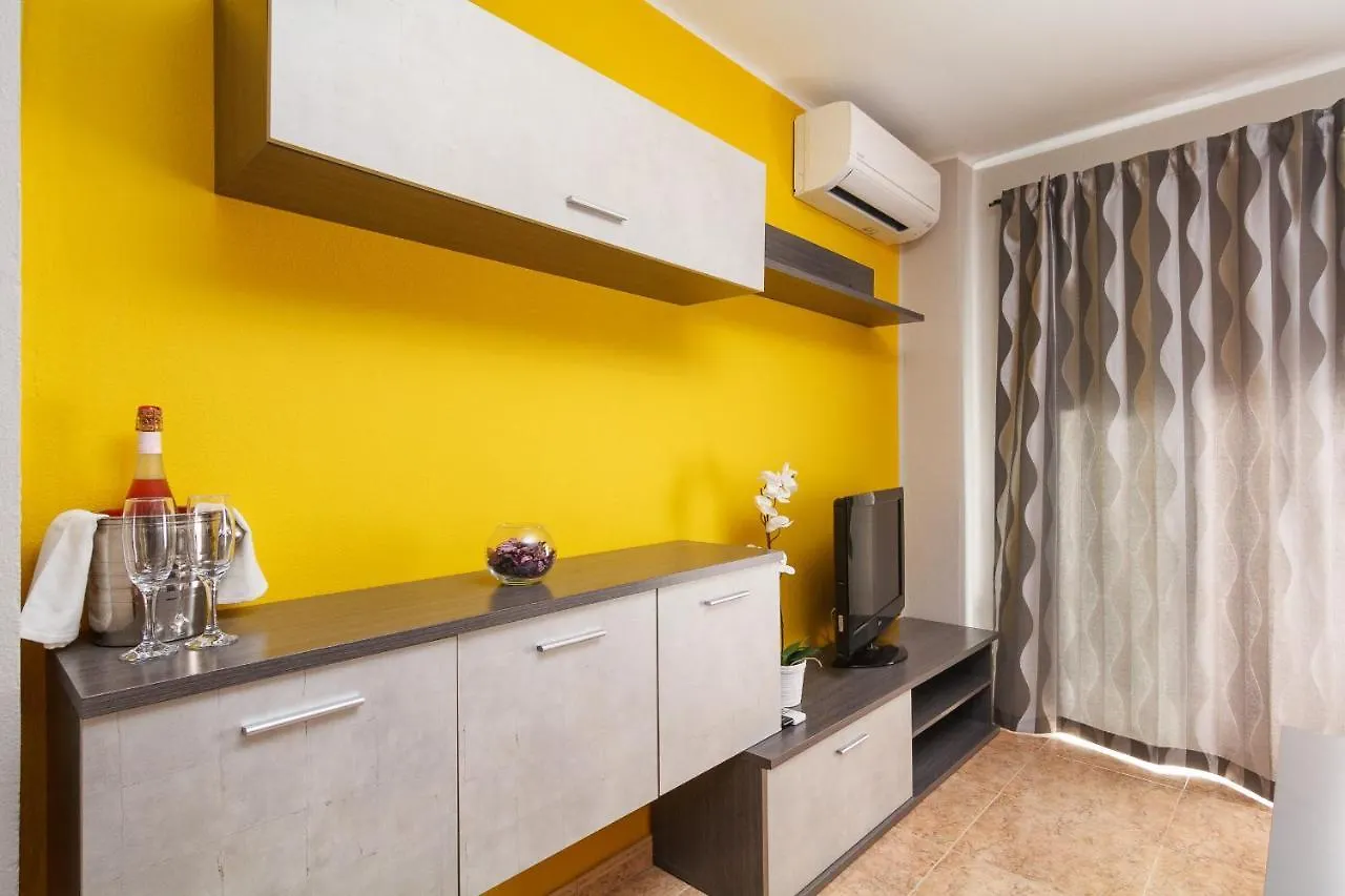 Apartmento Caribe Centro Casasol Nerja 0*,  Spain